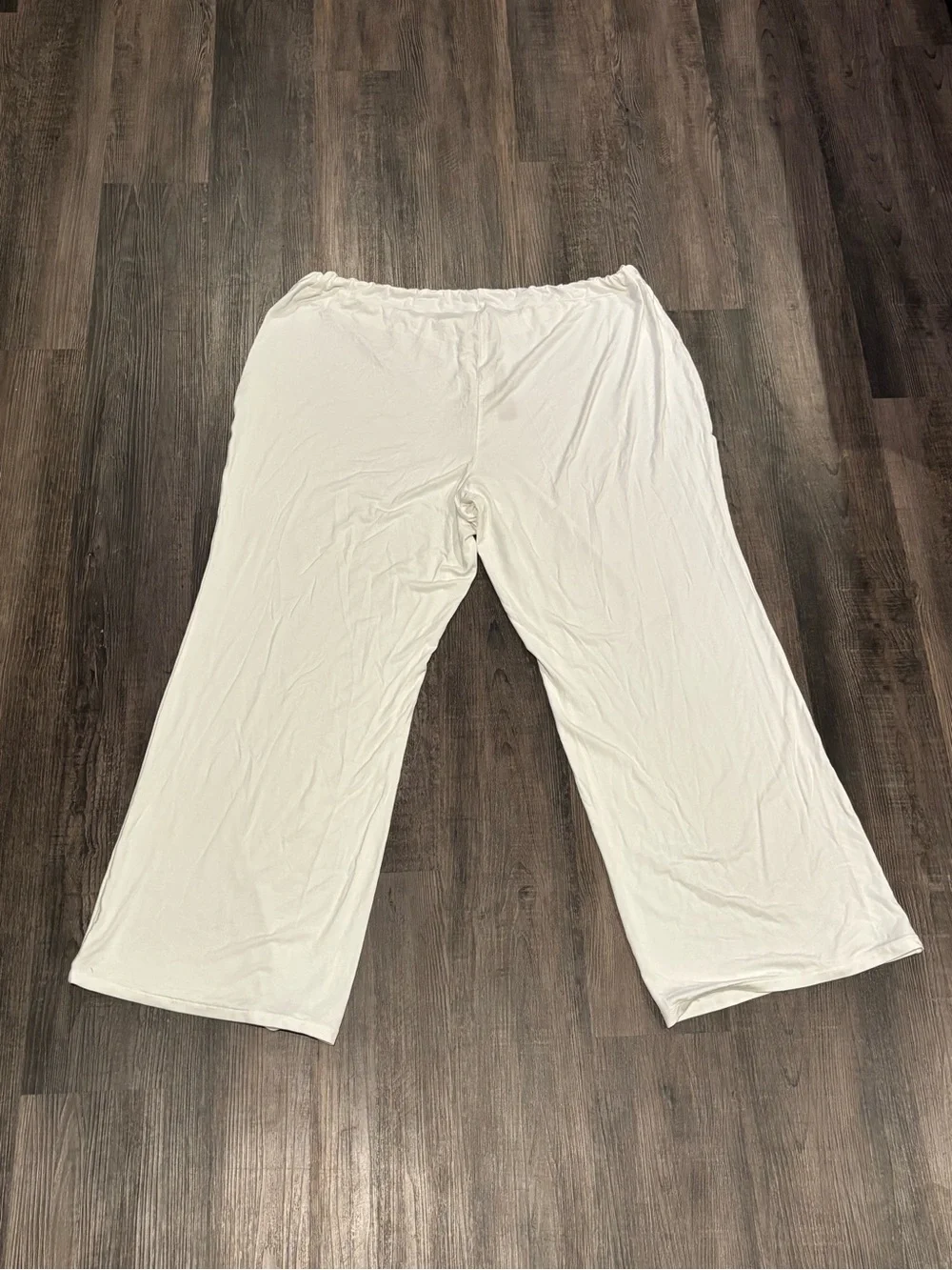 SKIMS White Wide-Leg Lounge Pants with Elastic Waist - Picture 2 of 4